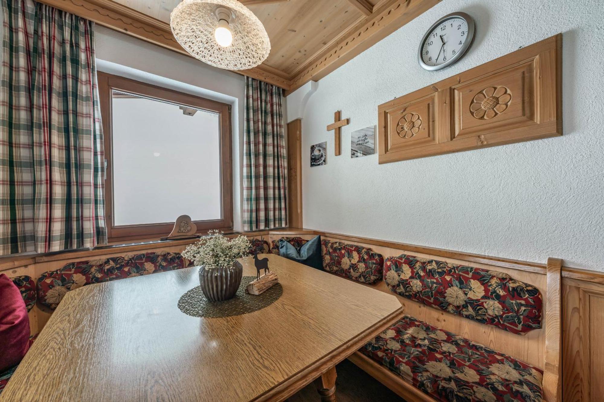 Haus Schoeser Hippach Exteriör bild